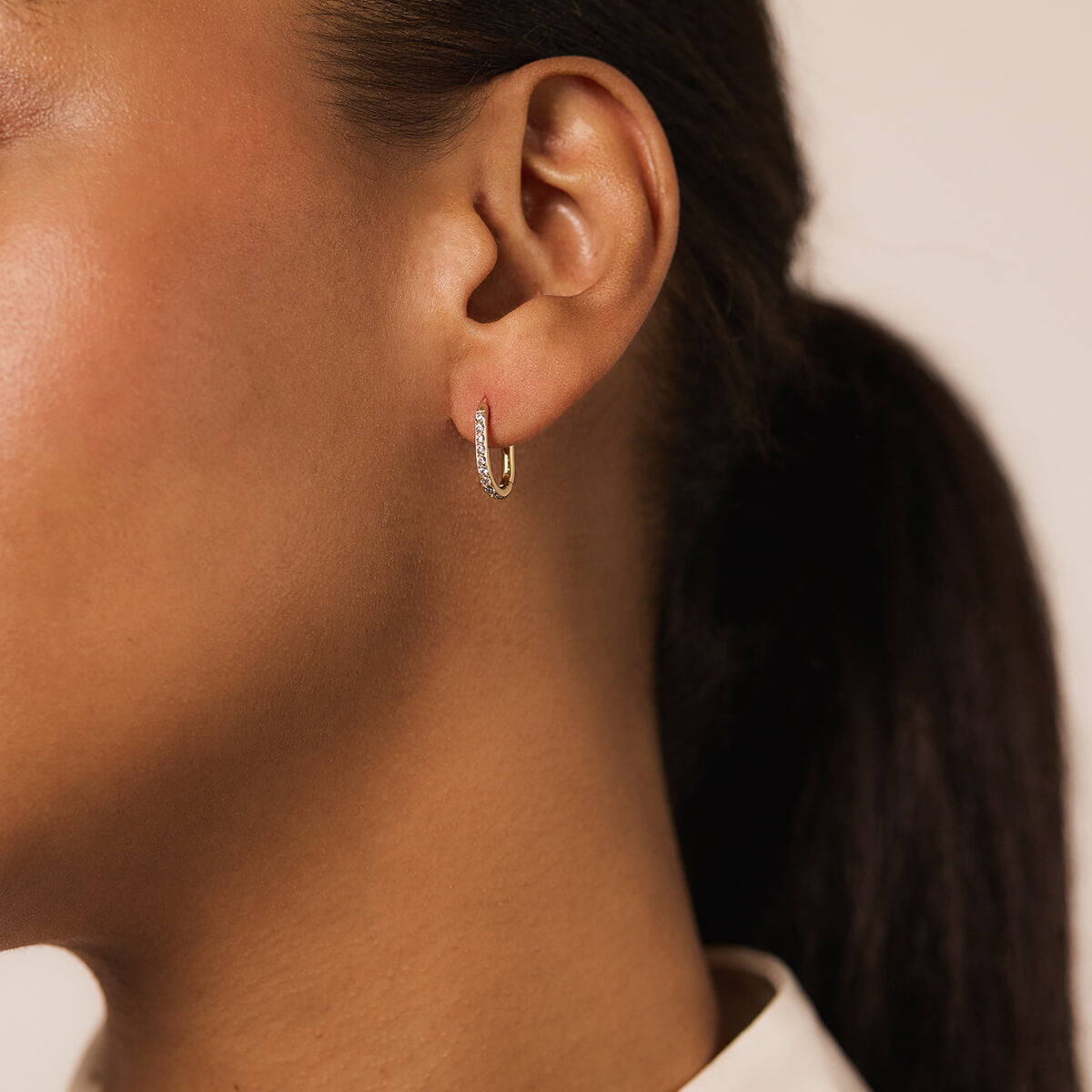 Pavé Halo Oval Hoops, 15mm
