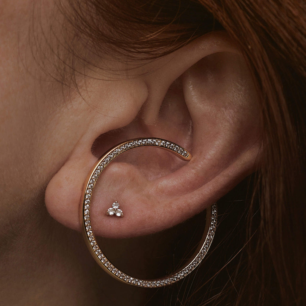 Crystal Trinity Threaded Flat Back Earring in 14k Gold